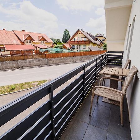 Mojcin Pisker Apartment House كراني المظهر الخارجي الصورة