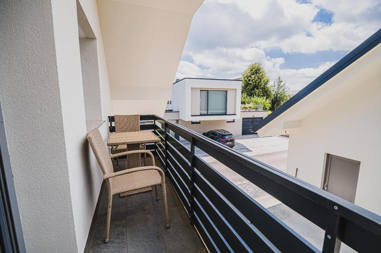 Mojcin Pisker Apartment House كراني المظهر الخارجي الصورة